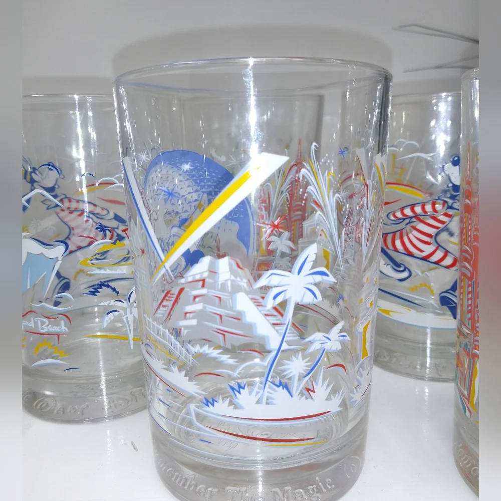 Vintage Walt Disney World Set Of Six Remember the Magic Glasses